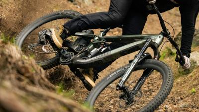 Trek Slash+ 9.7 EU M Trek Black/Dark Prismatic Produktbild 6