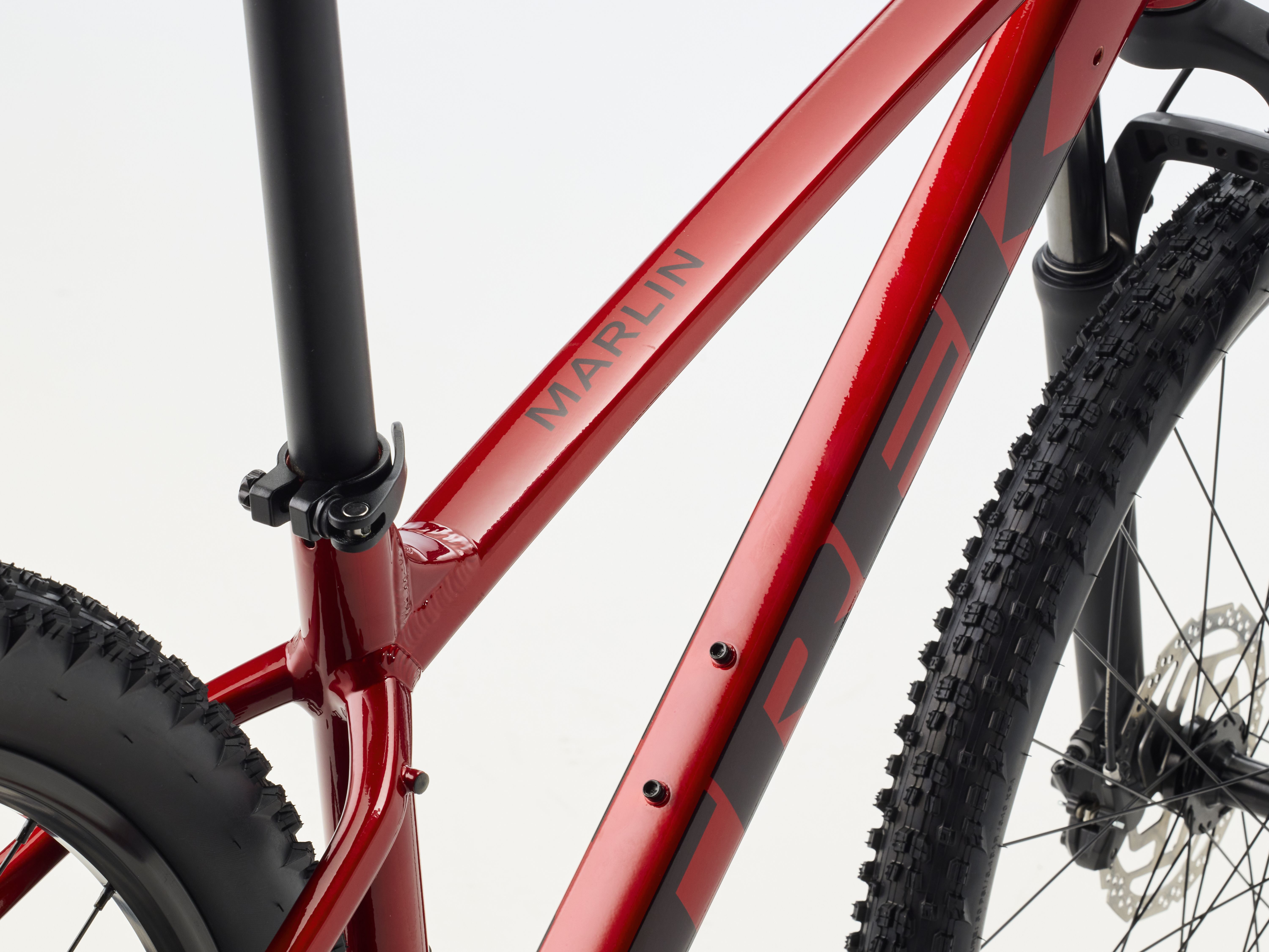 Trek Marlin 5 M 29 Fury Red Produktbild 4